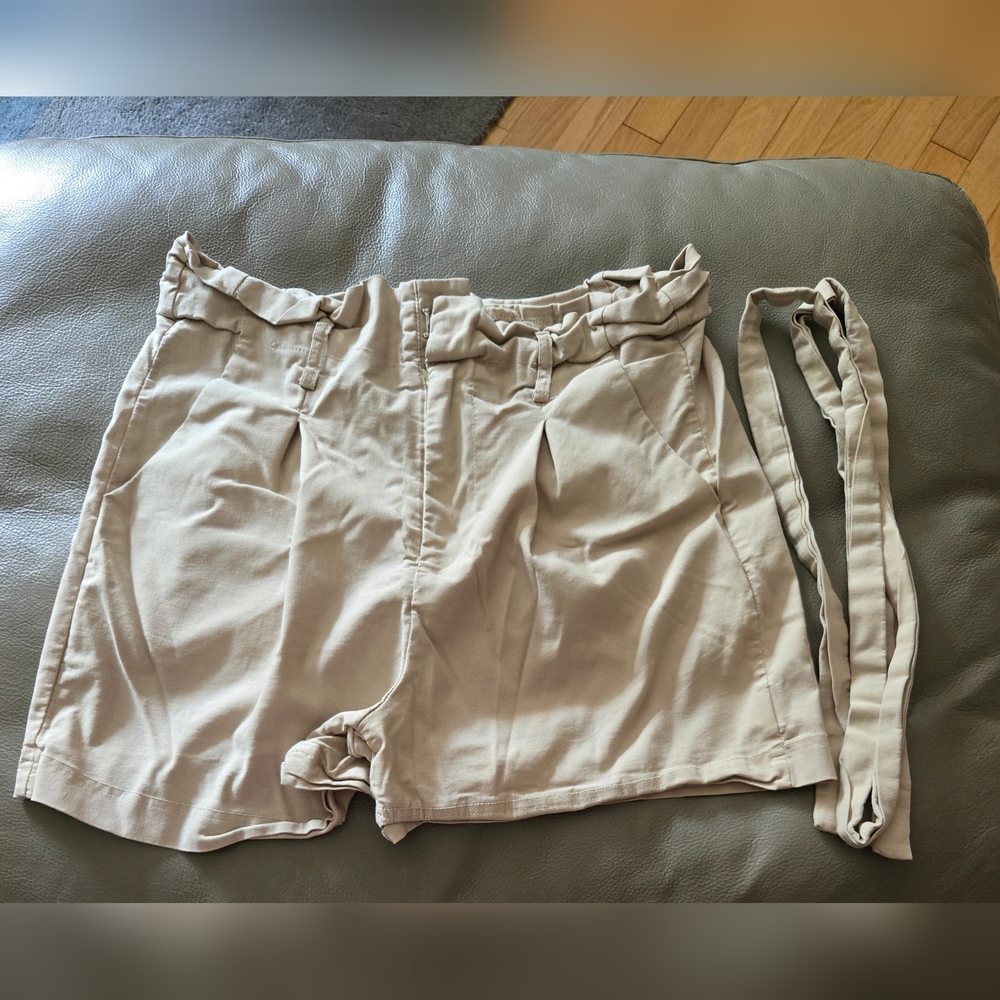 GOBLES Women's Summer Casual High Waist Zipper Closure Shorts with Pockets